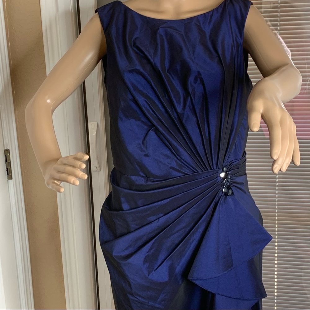 Tadashi Shoji Evening Cocktail Dress Blue Crystal Jeweled Ruched Size 10 - Picture 2 of 16